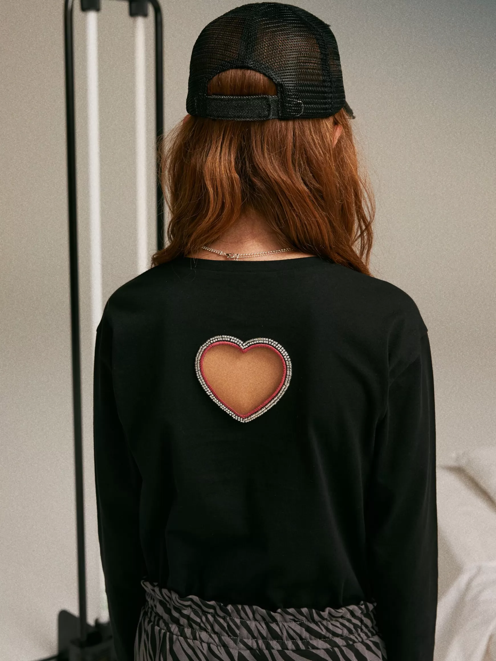 T-Shirt e Top<Sisley T-shirt con cuore cut-out Nero